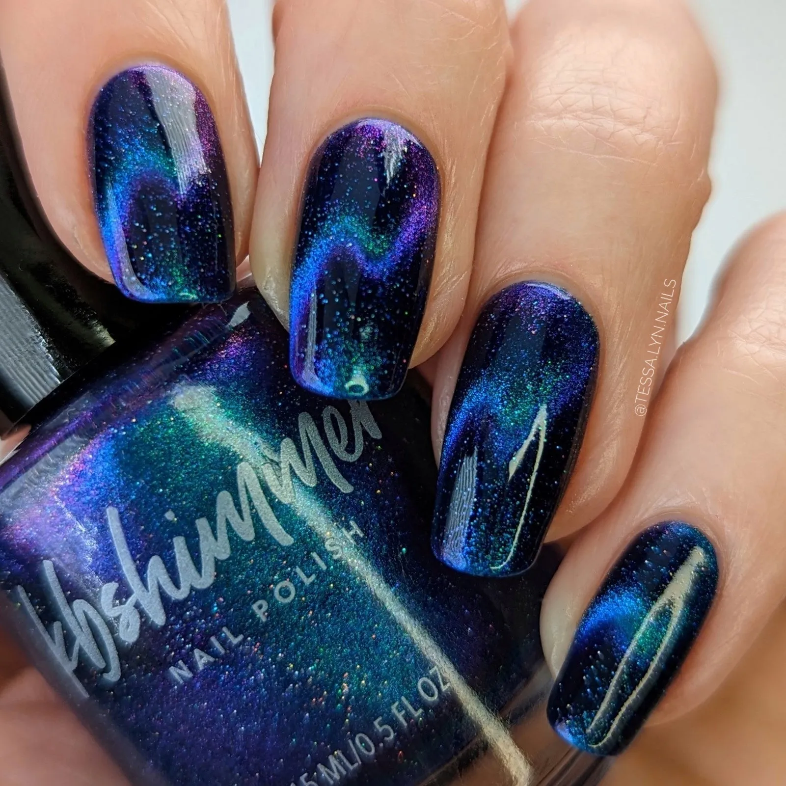 KBShimmer - Nail Polish - How Polarizing Multichrome Magnetic